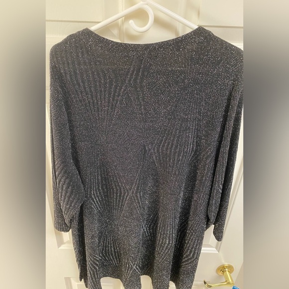 Catherines Black All Nighter Metallic Slinky Scoop V-Neckline Tunic Style Top - Picture 10 of 14